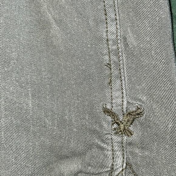 AEO 🦅 Olive Top 💚 - Picture 9 of 17